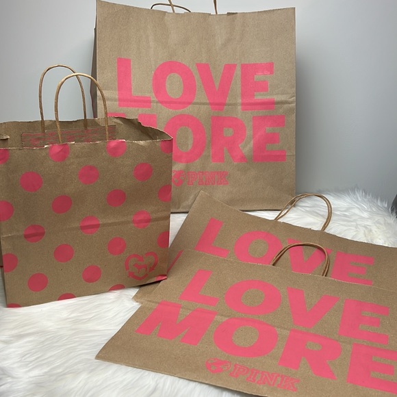 (4) VS PINK Love More & Pink Polka Dot Dog Logo Gift Bags, Shopping Bags - Picture 2 of 6
